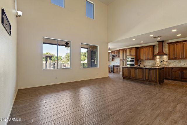 18250 W PURDUE Avenue, Waddell, AZ 85355