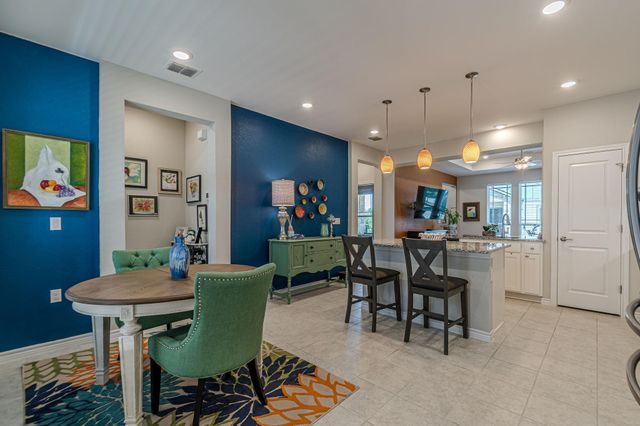 108 Mulligan DR 103, San Marcos, TX 78666