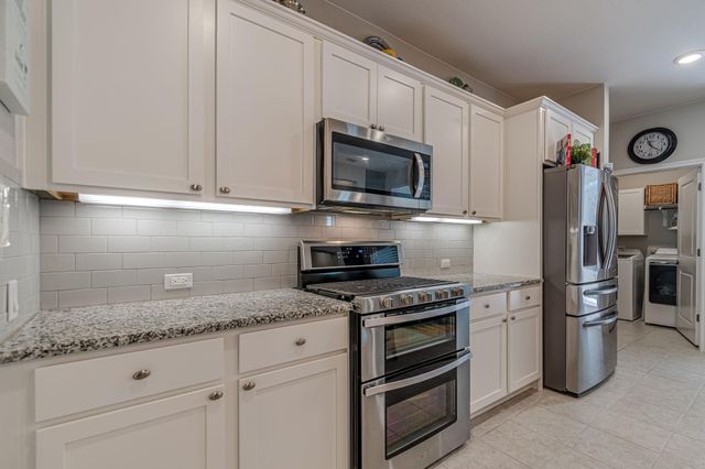 108 Mulligan DR 103, San Marcos, TX 78666