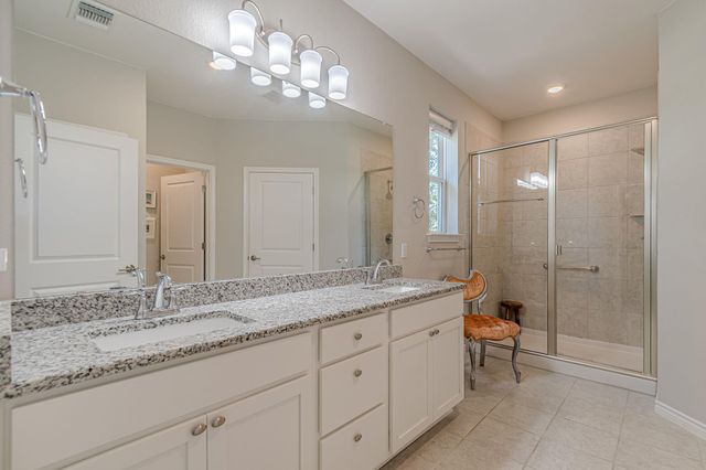 108 Mulligan DR 103, San Marcos, TX 78666