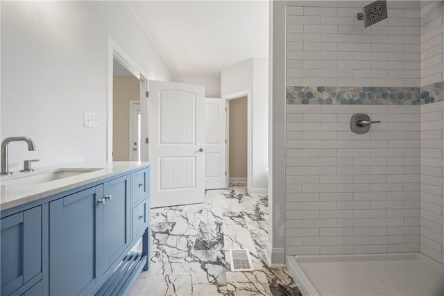 705 Comet View Court, Westminster, SC 29693