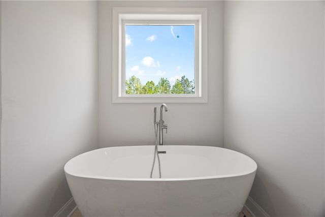 705 Comet View Court, Westminster, SC 29693