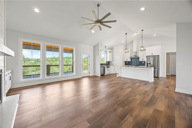 705 Comet View Court, Westminster, SC 29693