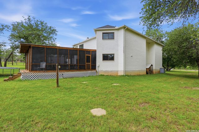 302 Whispering Oaks, Adkins, TX 78101