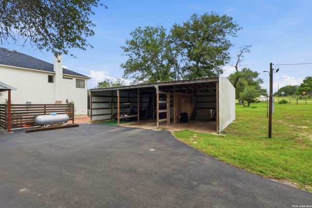 302 Whispering Oaks, Adkins, TX 78101