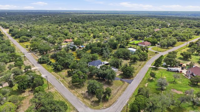 302 Whispering Oaks, Adkins, TX 78101