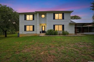 302 Whispering Oaks, Adkins, TX 78101