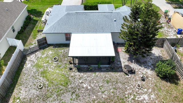 726 Tuxedo Terrace, Sebastian, FL 32958