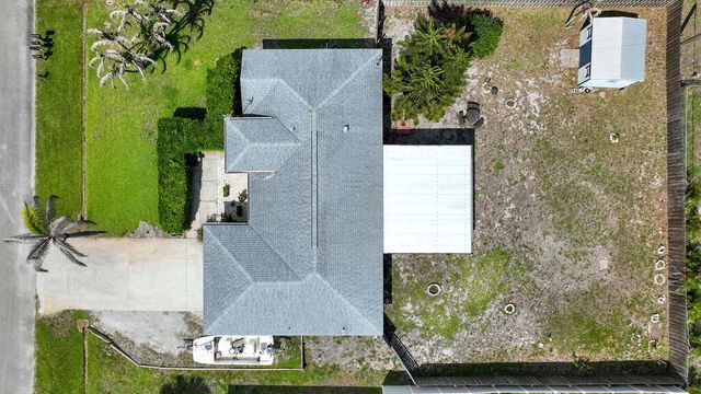 726 Tuxedo Terrace, Sebastian, FL 32958