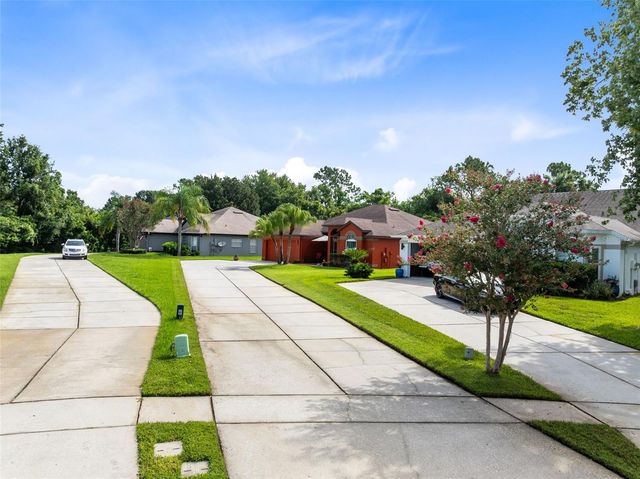 949 ROSINIA COURT, Orlando, FL 32828