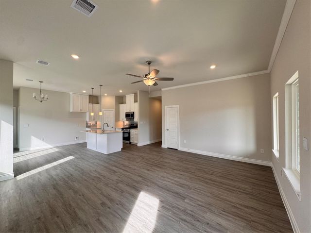 10300 Cabo Del Sol Drive, Cleveland, TX 77327