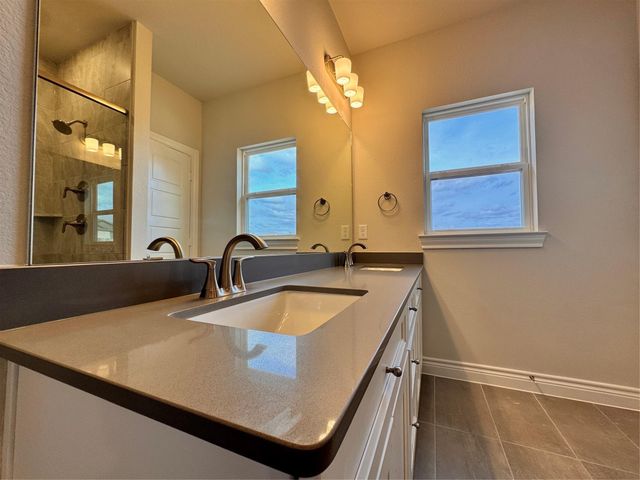 10300 Cabo Del Sol Drive, Cleveland, TX 77327