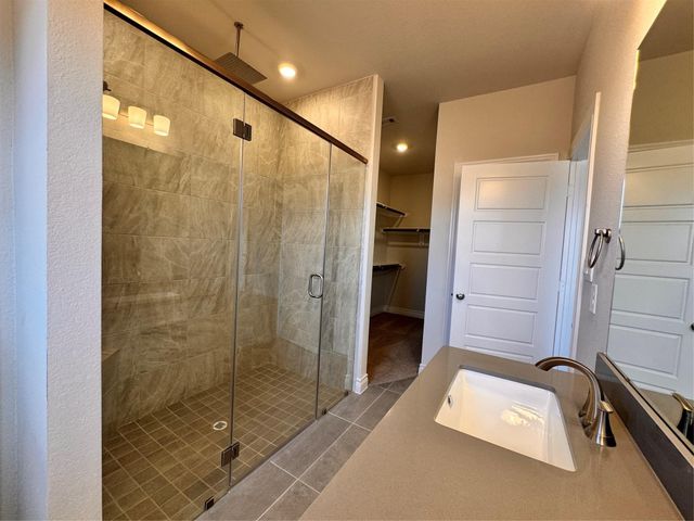10300 Cabo Del Sol Drive, Cleveland, TX 77327