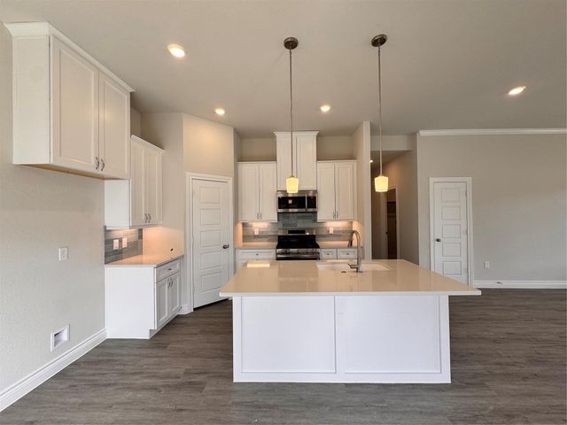 10300 Cabo Del Sol Drive, Cleveland, TX 77327