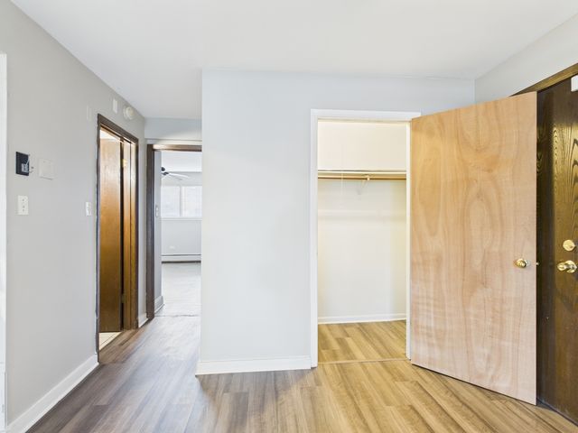 11805 S Karlov Avenue 102, Alsip, IL 60803