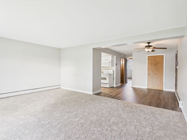 11805 S Karlov Avenue 102, Alsip, IL 60803