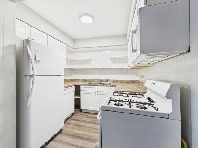 11805 S Karlov Avenue 102, Alsip, IL 60803