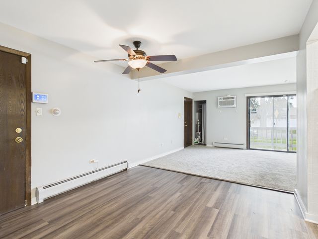 11805 S Karlov Avenue 102, Alsip, IL 60803