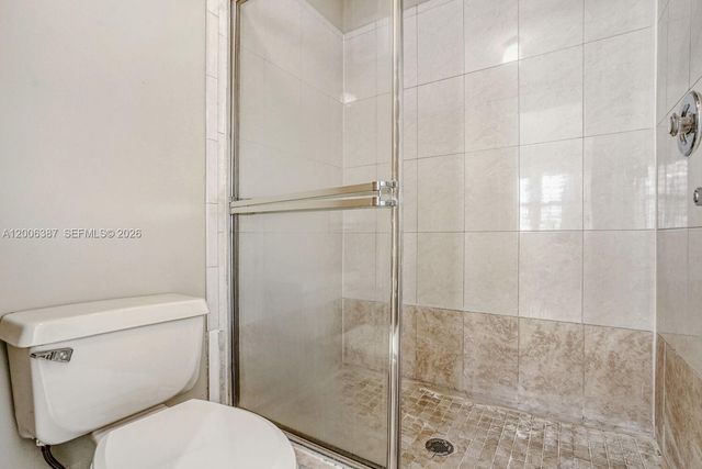 941 Doveplum Ct, Hollywood, FL 33019