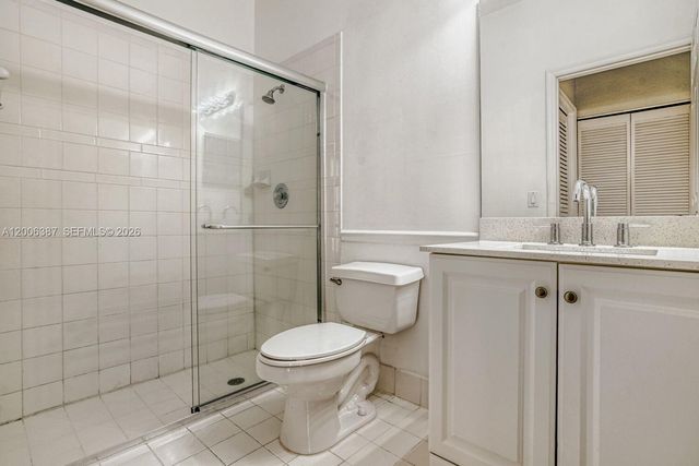 941 Doveplum Ct, Hollywood, FL 33019