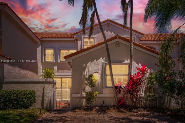 941 Doveplum Ct, Hollywood, FL 33019