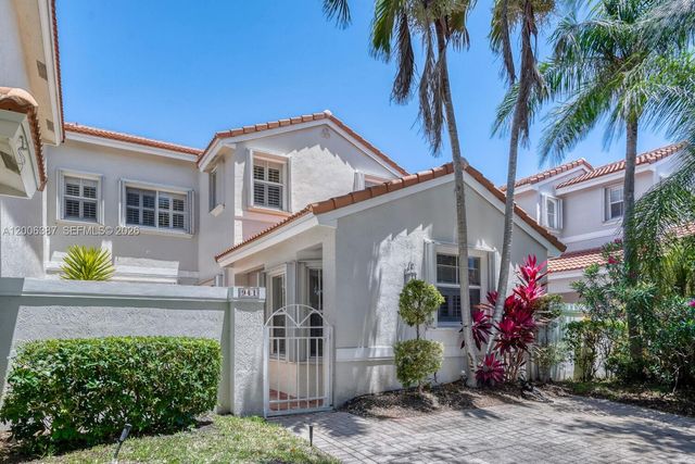 941 Doveplum Ct, Hollywood, FL 33019