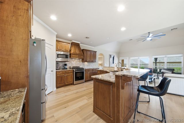 14502 S Vandalia Avenue, Bixby, OK 74008