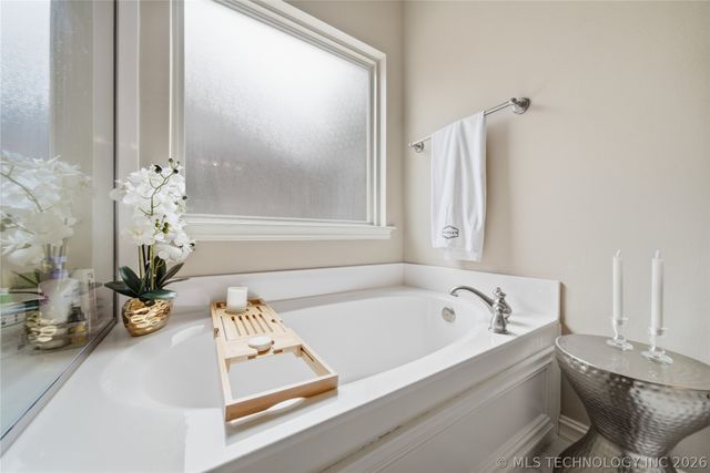 14502 S Vandalia Avenue, Bixby, OK 74008