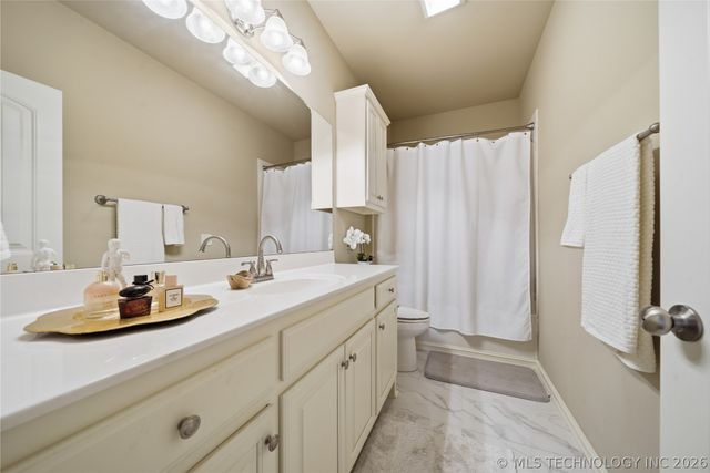 14502 S Vandalia Avenue, Bixby, OK 74008