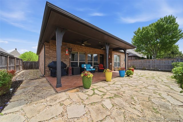 14502 S Vandalia Avenue, Bixby, OK 74008