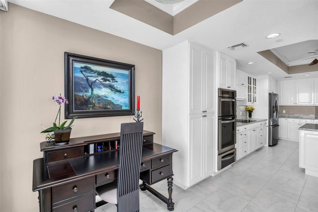 555 5TH AVENUE NE 1122, St Petersburg, FL 33701