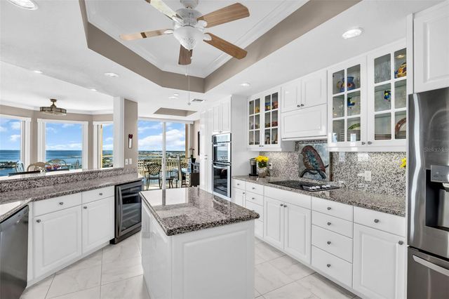 555 5TH AVENUE NE 1122, St Petersburg, FL 33701