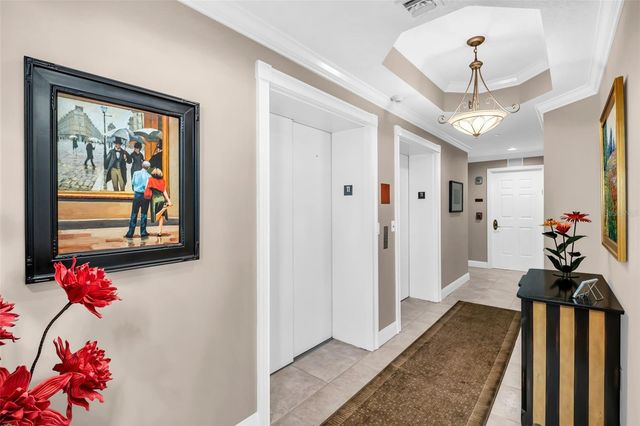 555 5TH AVENUE NE 1122, St Petersburg, FL 33701