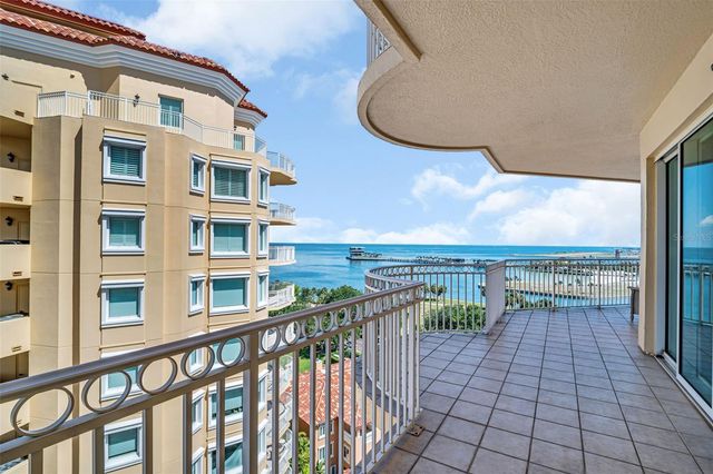 555 5TH AVENUE NE 1122, St Petersburg, FL 33701