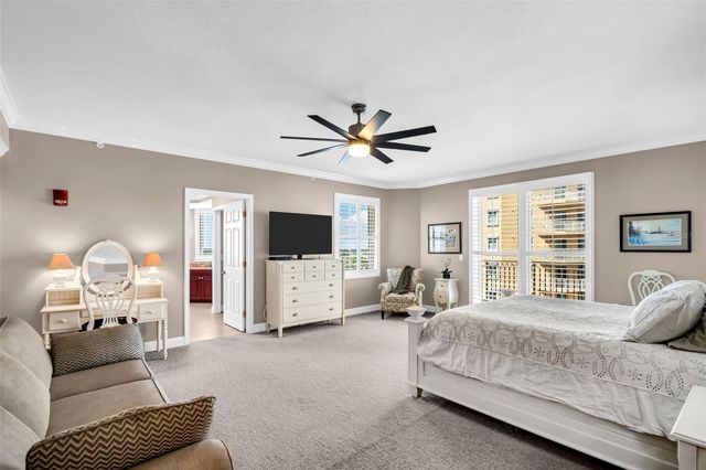 555 5TH AVENUE NE 1122, St Petersburg, FL 33701
