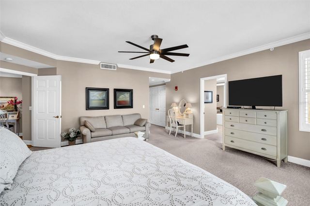 555 5TH AVENUE NE 1122, St Petersburg, FL 33701