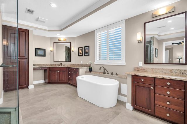 555 5TH AVENUE NE 1122, St Petersburg, FL 33701