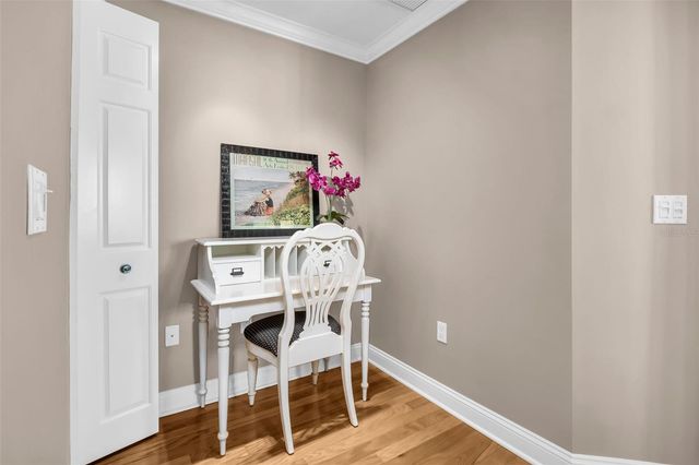 555 5TH AVENUE NE 1122, St Petersburg, FL 33701