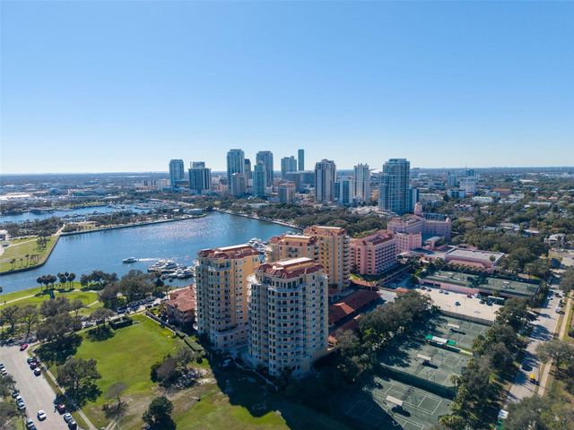 555 5TH AVENUE NE 1122, St Petersburg, FL 33701