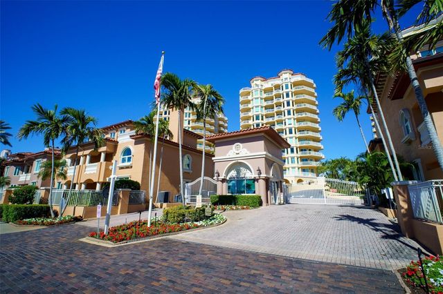 555 5TH AVENUE NE 1122, St Petersburg, FL 33701