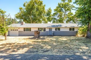 113 Glen Drive, Grants Pass, OR 97526