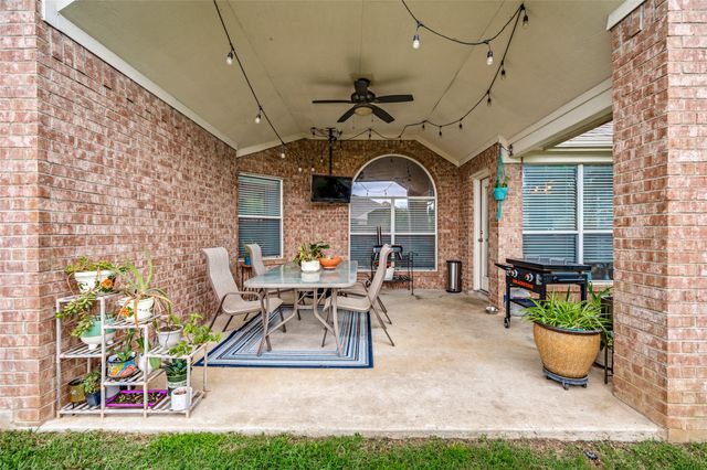 6725 Hayling Way, Denton, TX 76210