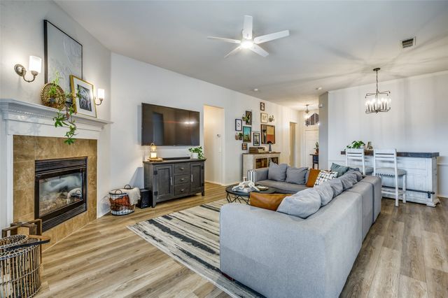 6725 Hayling Way, Denton, TX 76210