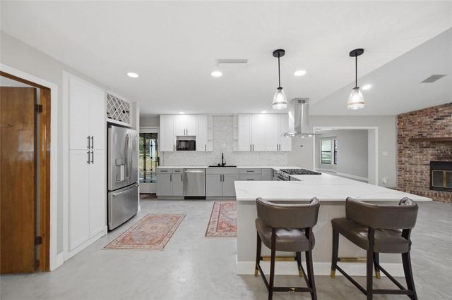 15700 DOE TRAIL, Brooksville, FL 34601
