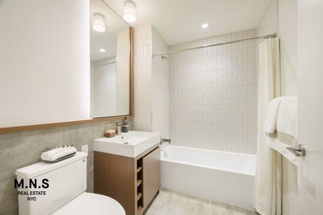 19 Rockwell Pl Apt 19F, New York City, NY 11217