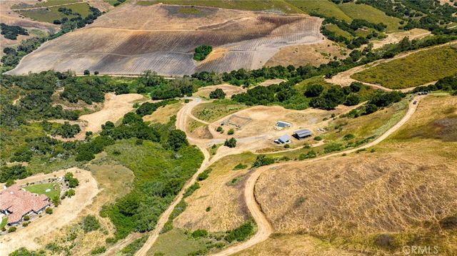 680 Spring Canyon Lane, Nipomo, CA 93444
