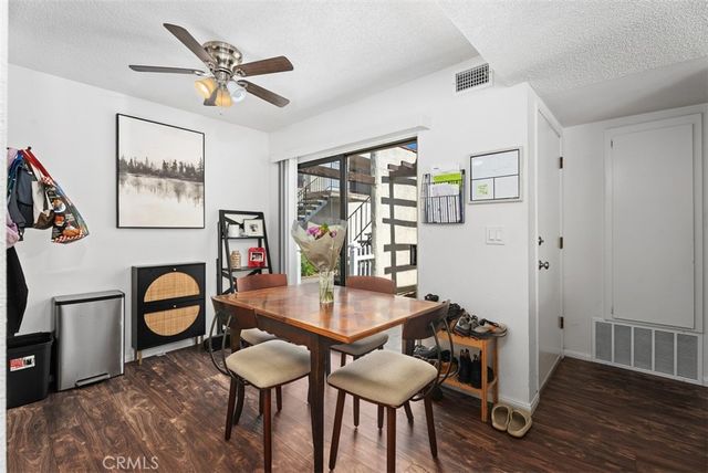 2006 California, Huntington Beach, CA 92648