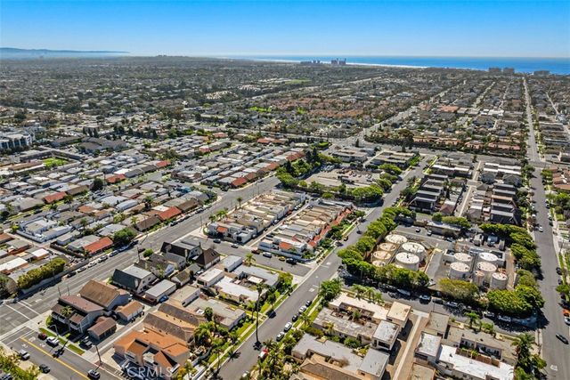 2006 California, Huntington Beach, CA 92648