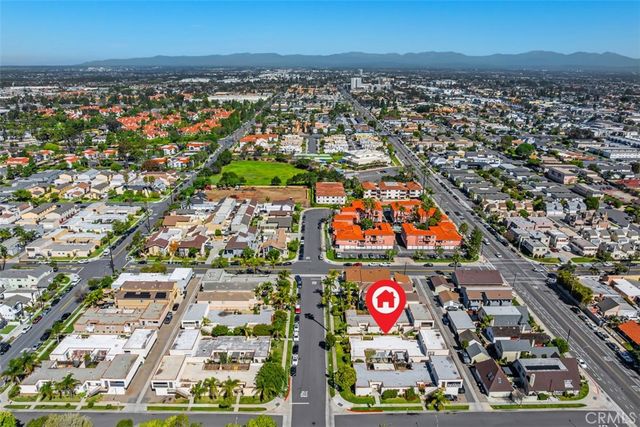 2006 California, Huntington Beach, CA 92648