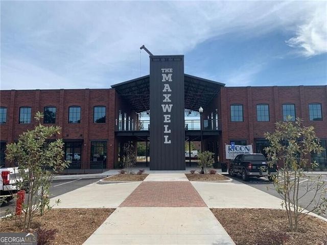 439 Burton Drive, Alpharetta, GA 30009